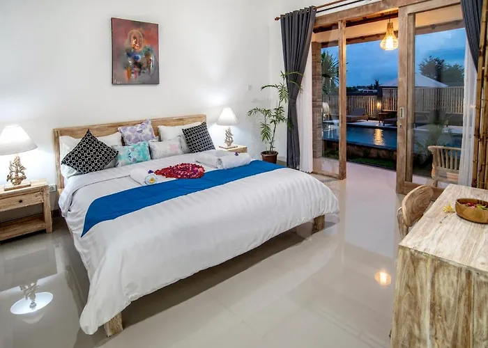 Private Kayu Bunga Canggu (Bali)
