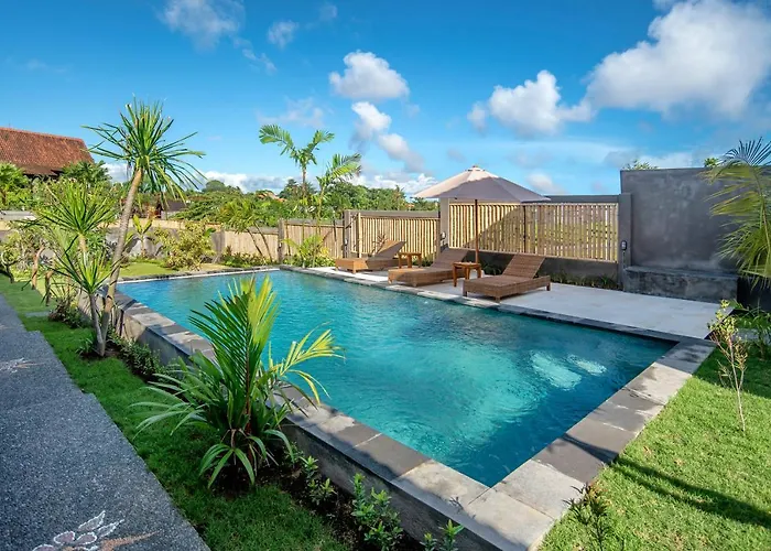 Private Kayu Bunga Guest house